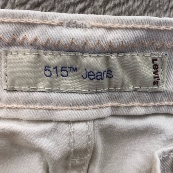Vintage Levi's Women's 515 Jeans Size 12 White Denim Cotton Wide Leg Classic Cas - Picture 3 of 15